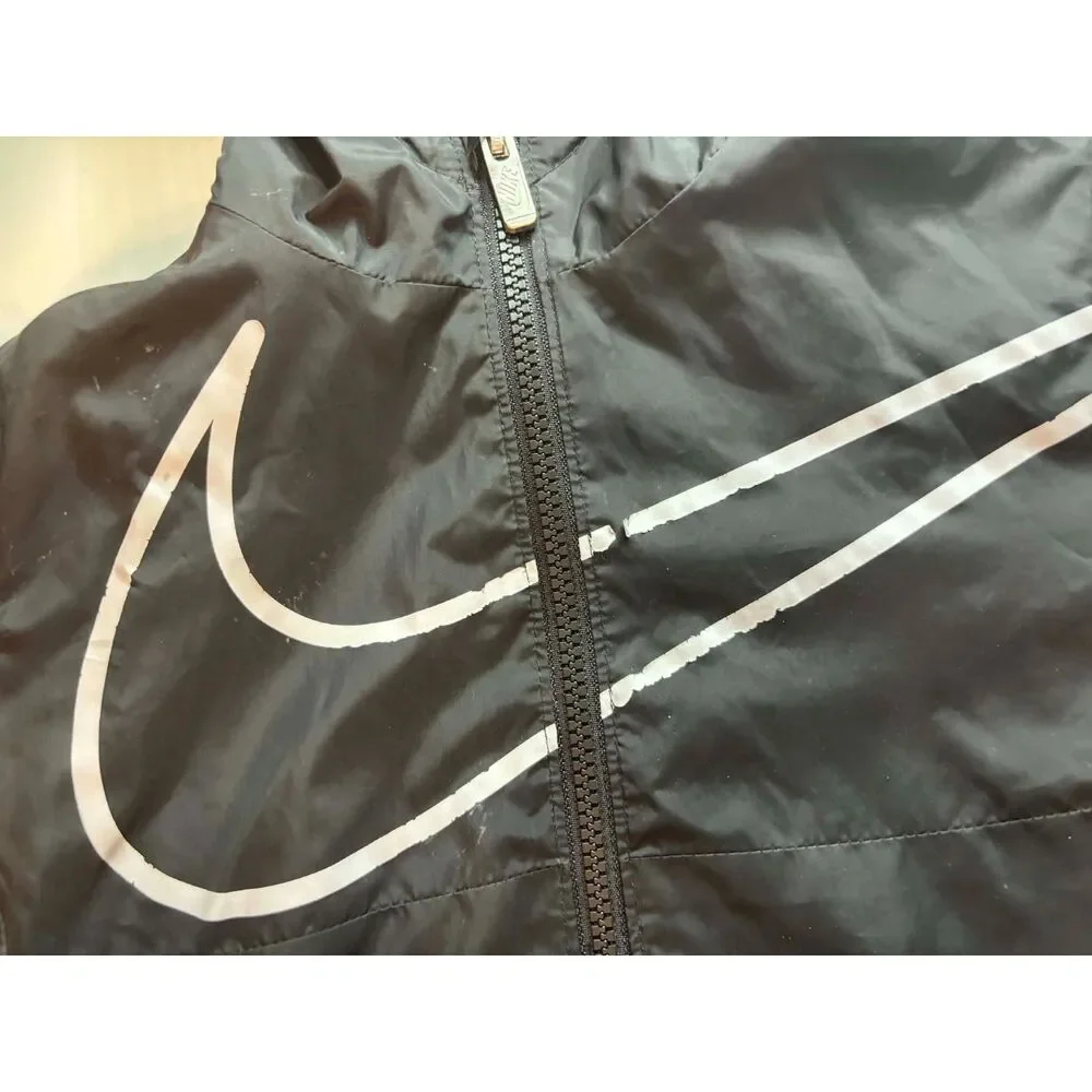 Nike light jacket size 3-4 years